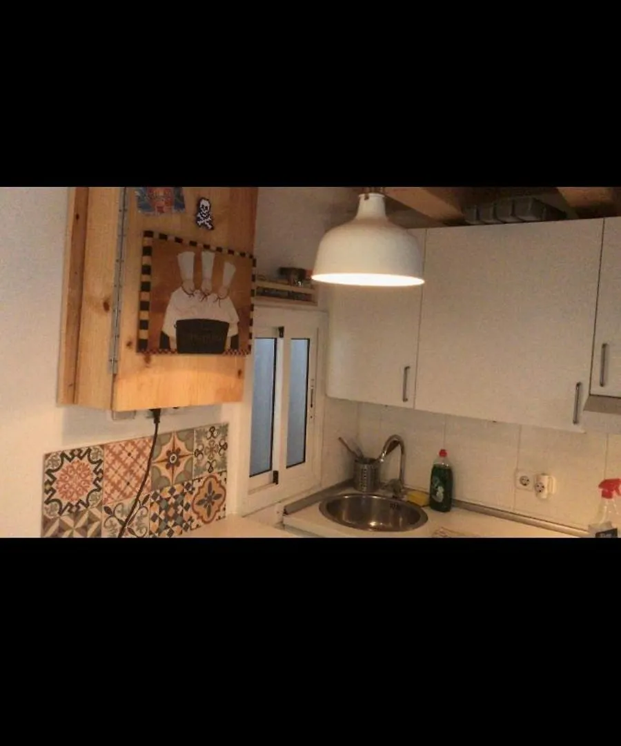 Mini Piso Con Escaleras Appartement Barcelona